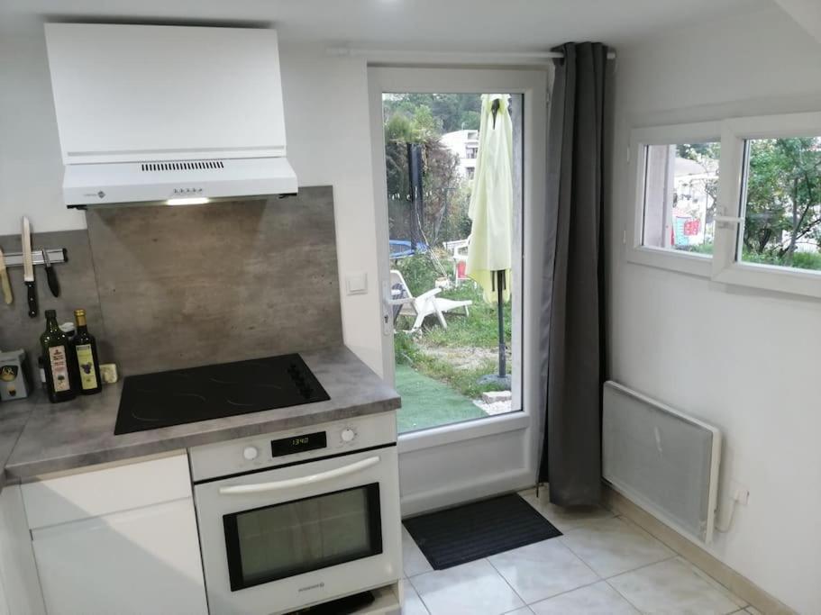 Appartement Aurore En Rez De Jardin Avec Parking Gratuit Vence Exteriér fotografie