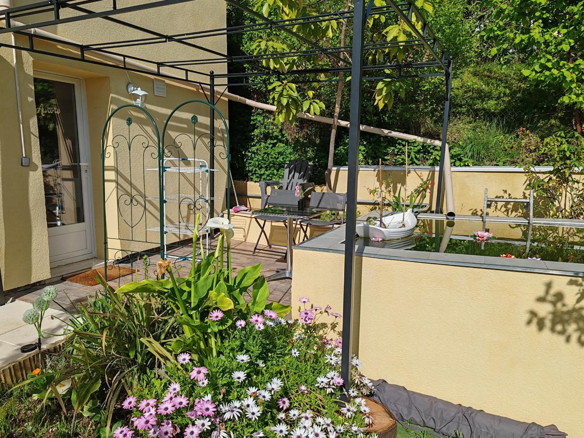 Appartement Aurore En Rez De Jardin Avec Parking Gratuit Vence Exteriér fotografie